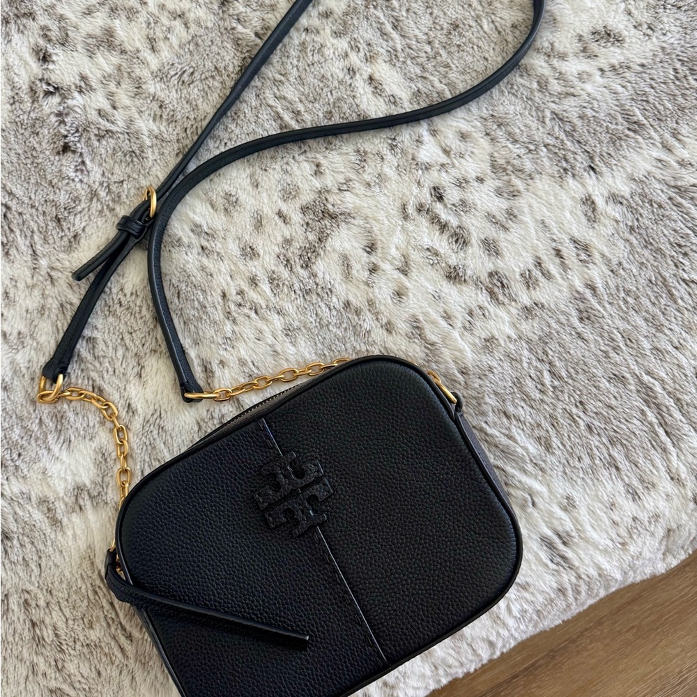 TORY BURCH Black Crossbody Bag with Gold Accent!!NWOT!
Make Reasonable Offer!
